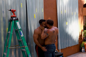 Une baise entre bears