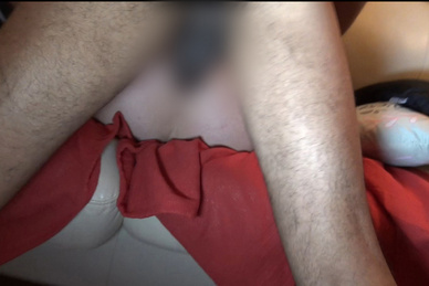 Mixed raw sex in Paris