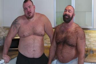 LE CLUB DES MECS POILUS